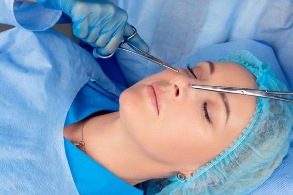 La chirurgie du nez : une opération courante